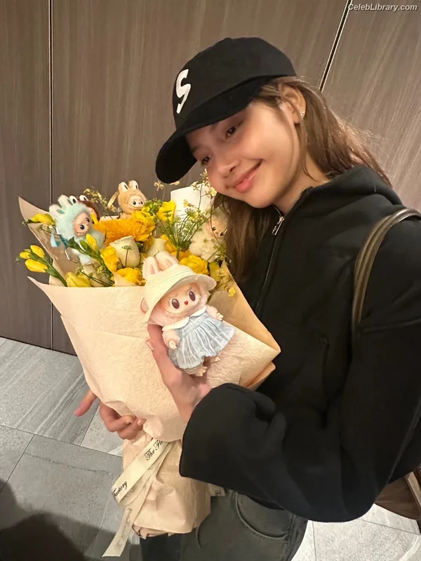 Lisa  BLΛƆKPIИK (Blackpink) photo 16 of 6190