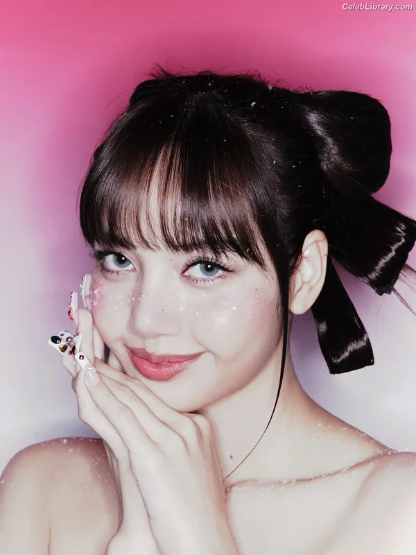 Lisa  BLΛƆKPIИK (Blackpink) photo 24 of 6190
