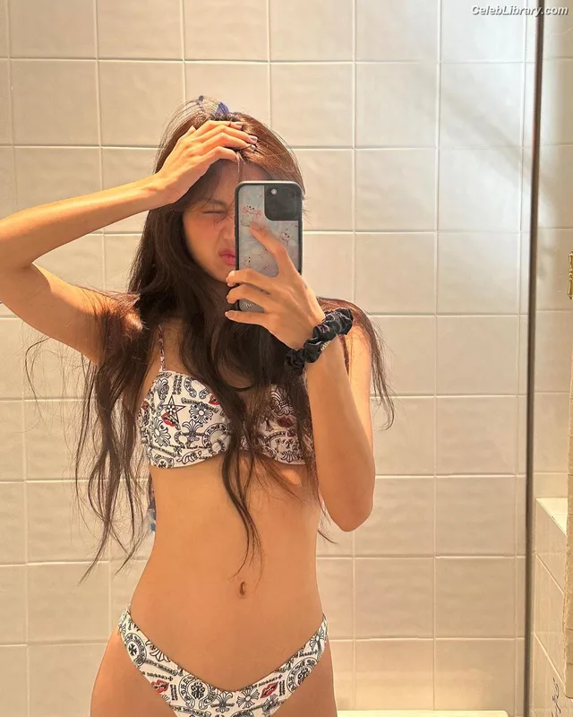 Lisa  BLΛƆKPIИK (Blackpink) photo 17 of 6190