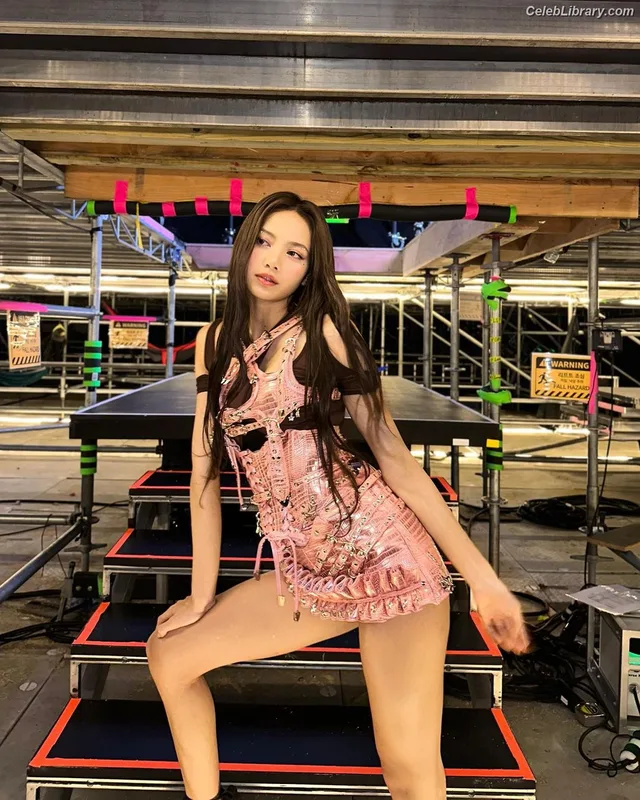 Lisa  BLΛƆKPIИK (Blackpink) photo 23 of 6190