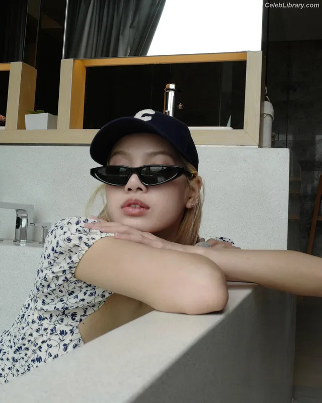 Lisa  BLΛƆKPIИK (Blackpink) photo 14 of 6190