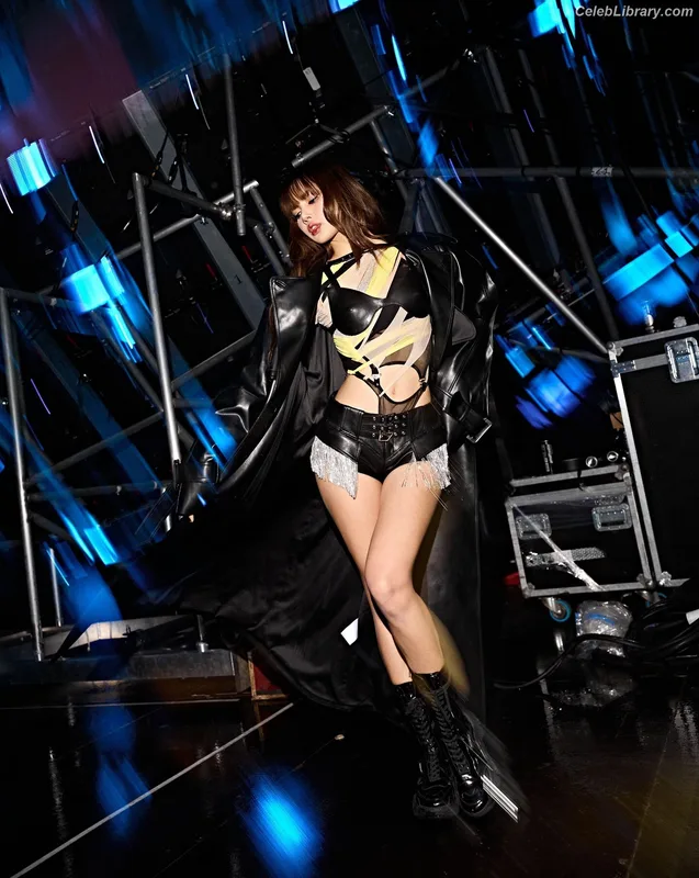 Lisa  BLΛƆKPIИK (Blackpink) photo 16 of 6190