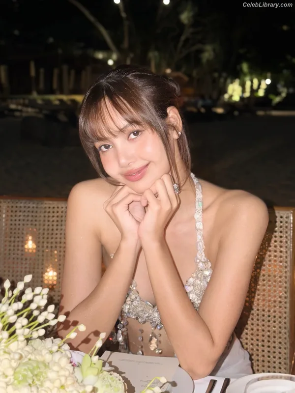 Lisa  BLΛƆKPIИK (Blackpink) photo 13 of 6190