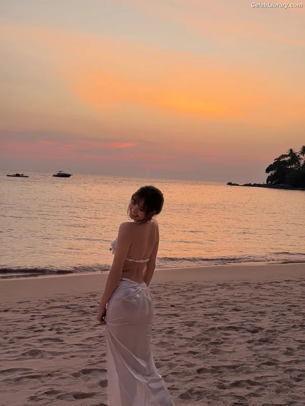 Lisa  BLΛƆKPIИK (Blackpink) photo 16 of 6190