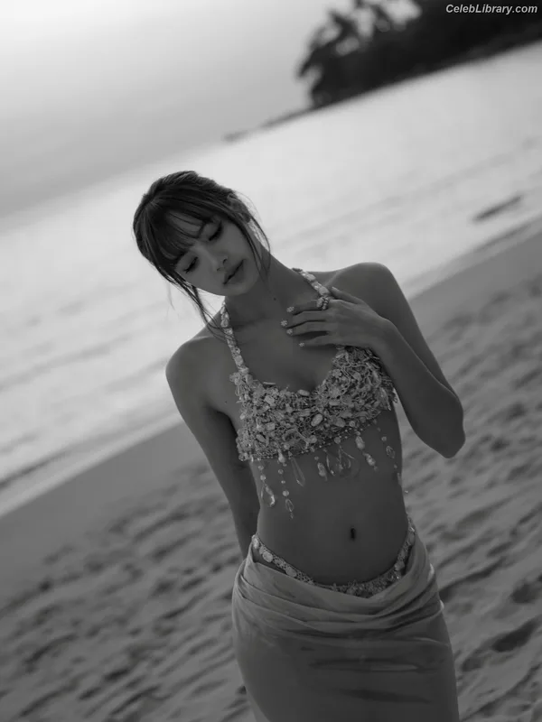 Lisa  BLΛƆKPIИK (Blackpink) photo 18 of 6190