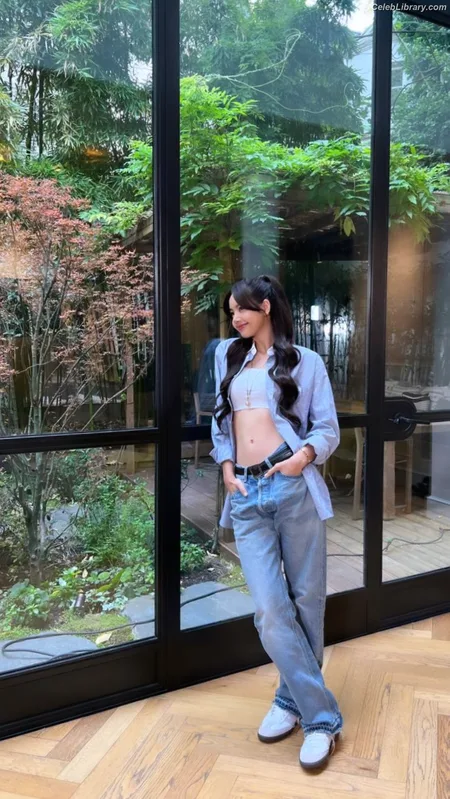 Lisa  BLΛƆKPIИK (Blackpink) photo 11 of 6190