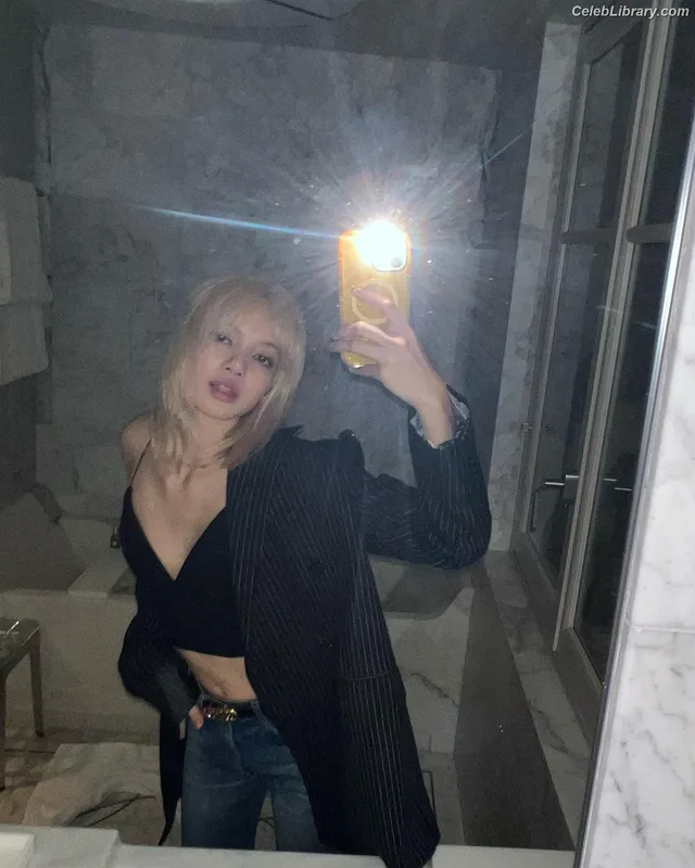 Lisa  BLΛƆKPIИK (Blackpink) photo 16 of 6190