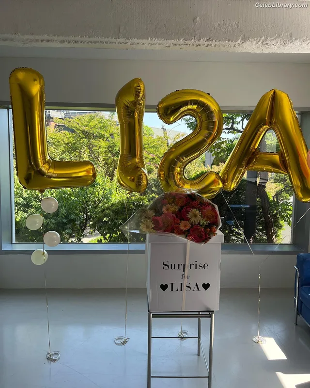 Lisa  BLΛƆKPIИK (Blackpink) photo 16 of 6190
