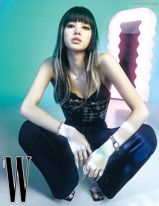 Lisa  BLΛƆKPIИK (Blackpink) photo 10 of 6190