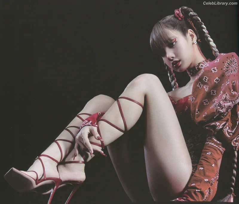 Lisa  BLΛƆKPIИK (Blackpink) photo 17 of 6190