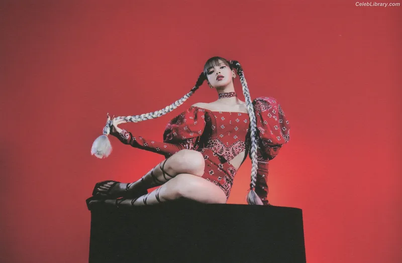 Lisa  BLΛƆKPIИK (Blackpink) photo 18 of 6190