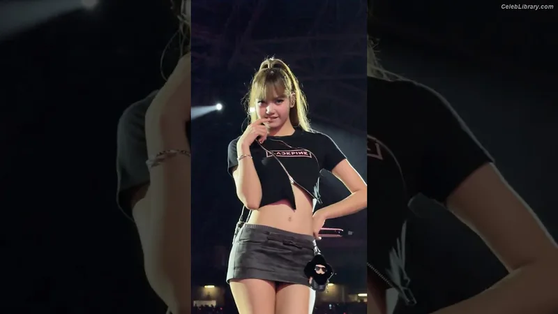Lisa  BLΛƆKPIИK (Blackpink) photo 13 of 6190
