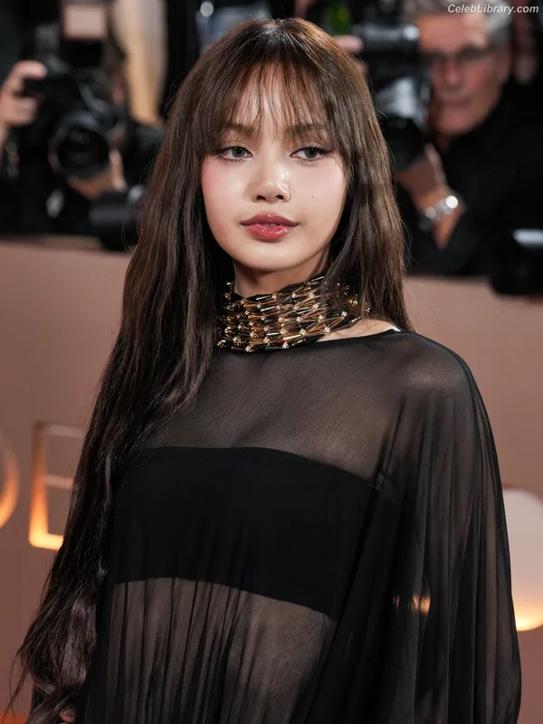 Lisa  BLΛƆKPIИK (Blackpink) photo 3 of 6190