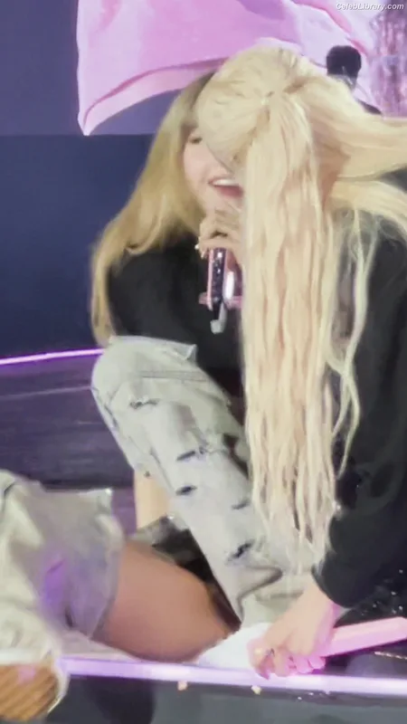 Lisa  BLΛƆKPIИK (Blackpink) photo 9 of 6190