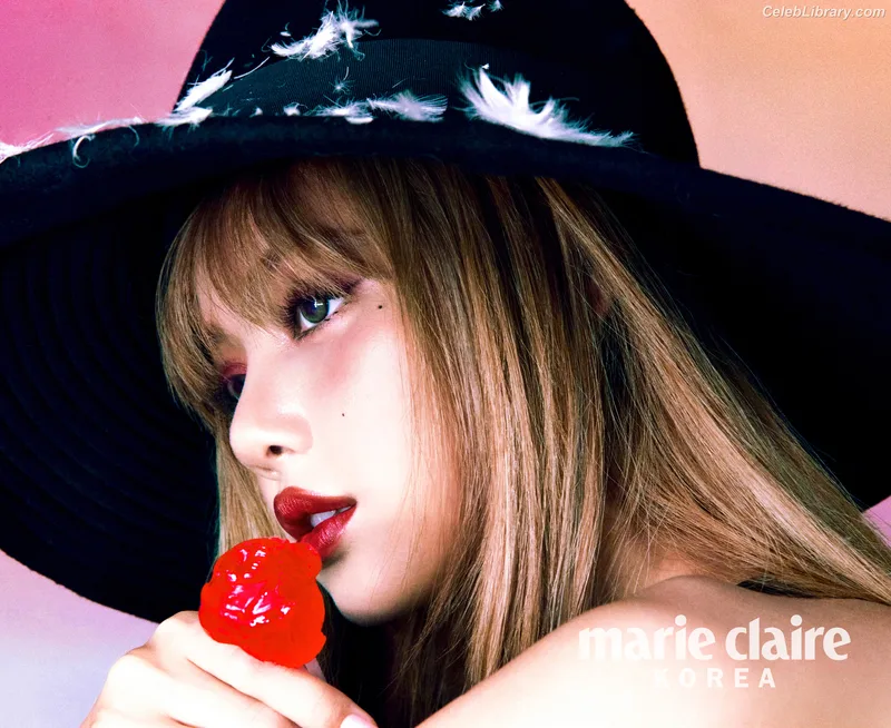 Lisa  BLΛƆKPIИK (Blackpink) photo 13 of 6190