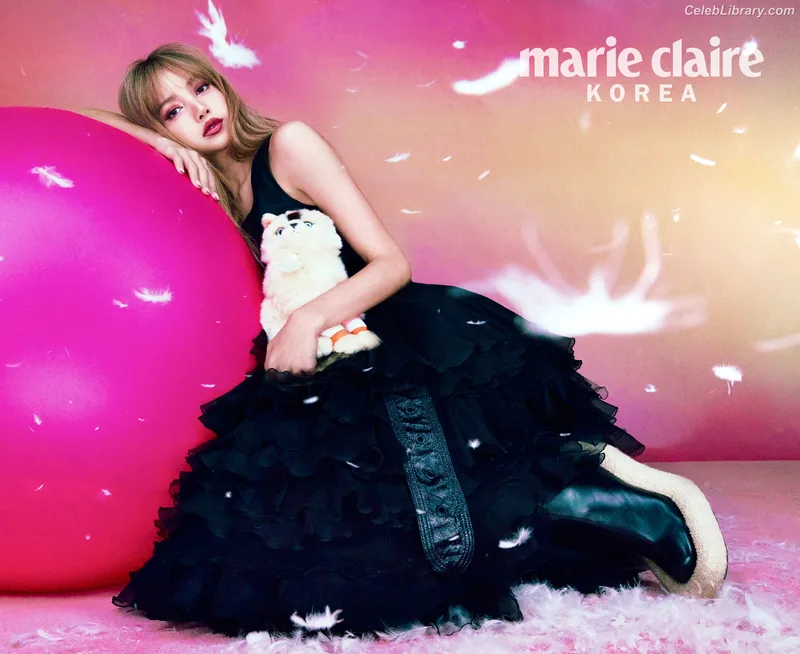 Lisa  BLΛƆKPIИK (Blackpink) photo 16 of 6190