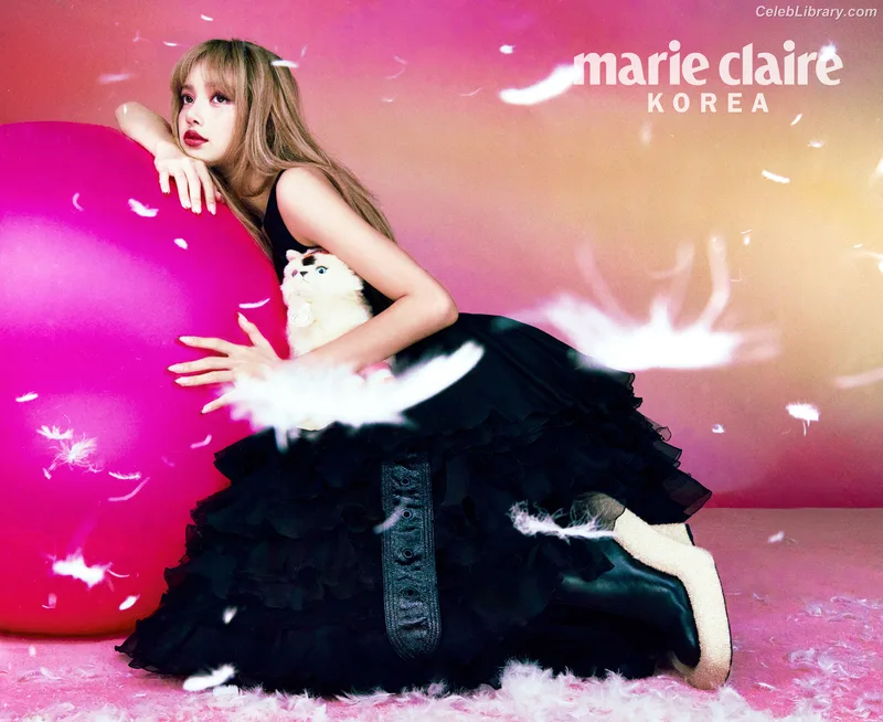 Lisa  BLΛƆKPIИK (Blackpink) photo 17 of 6190