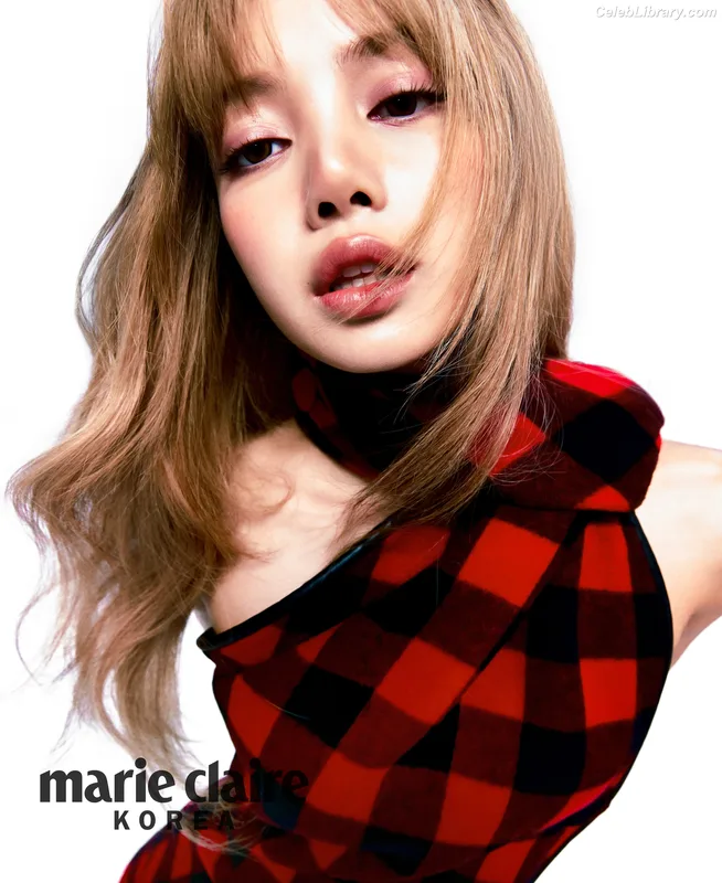 Lisa  BLΛƆKPIИK (Blackpink) photo 20 of 6190