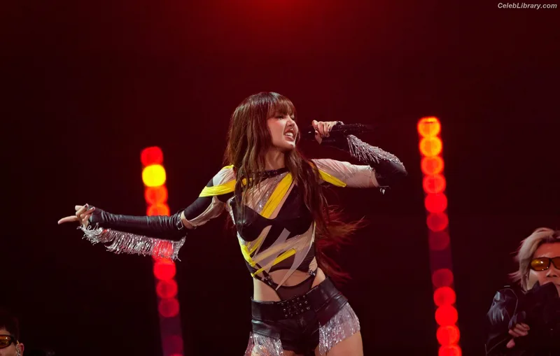 Lisa BLΛƆKPIИK (Blackpink) photo 6 of 6190