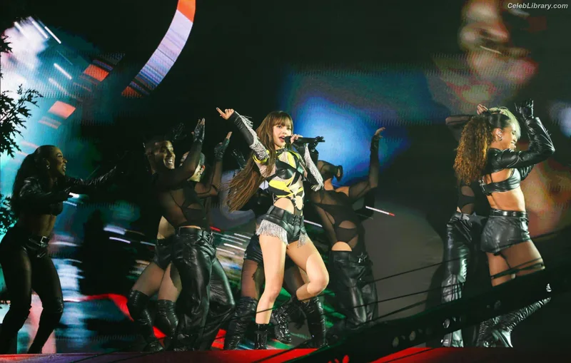 Lisa BLΛƆKPIИK (Blackpink) photo 14 of 6190