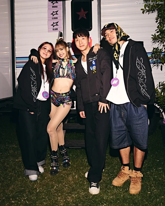 Lisa  BLΛƆKPIИK (Blackpink) photo 12 of 6190