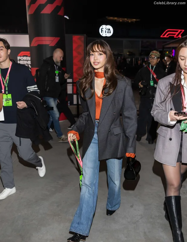 Lisa  BLΛƆKPIИK (Blackpink) photo 18 of 6190
