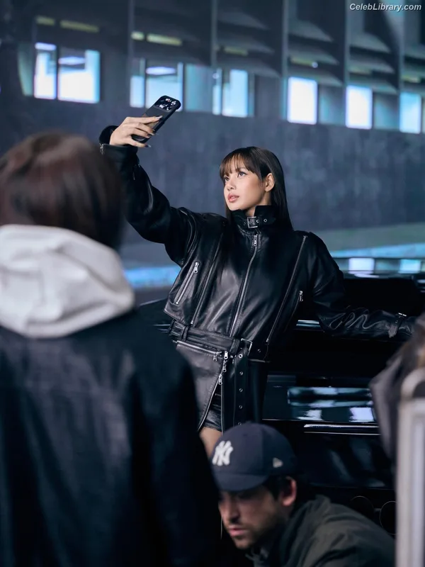 Lisa  BLΛƆKPIИK (Blackpink) photo 9 of 6190