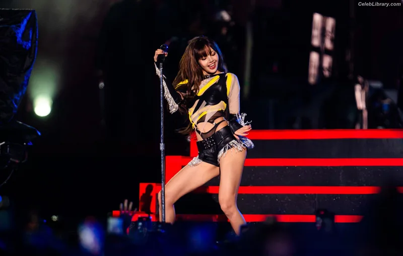 Lisa  BLΛƆKPIИK (Blackpink) photo 22 of 6190