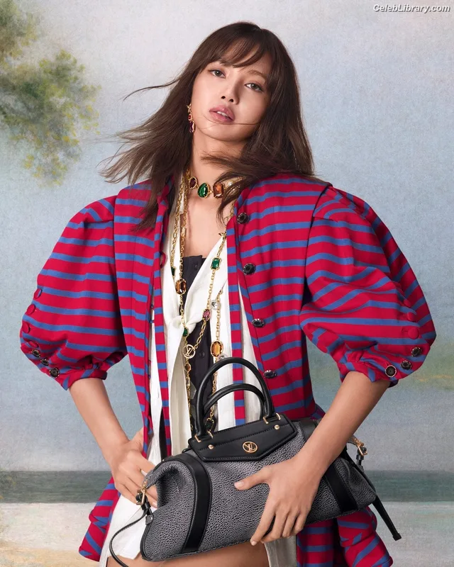 Lisa  BLΛƆKPIИK (Blackpink) photo 11 of 6190