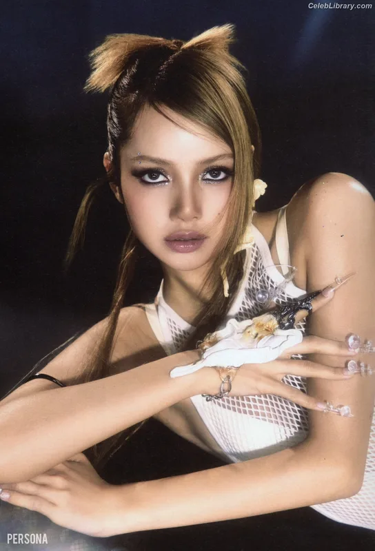 Lisa BLΛƆKPIИK (Blackpink) photo 18 of 6190