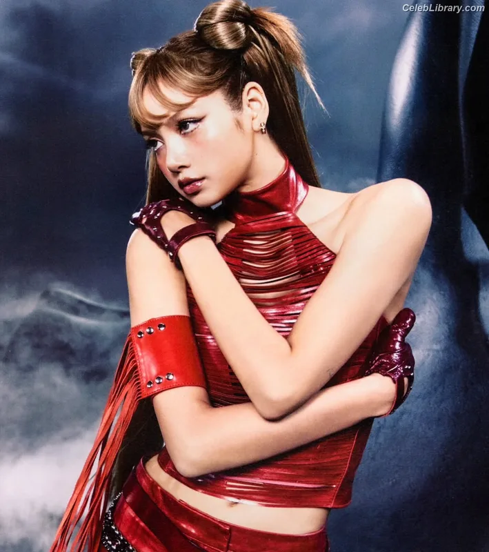 Lisa BLΛƆKPIИK (Blackpink) photo 3 of 6190