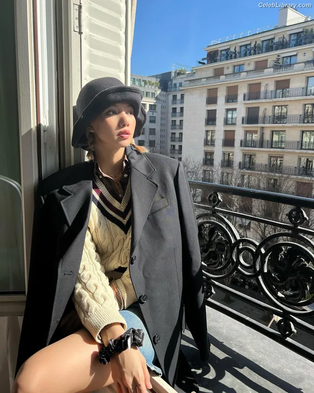 Lisa  BLΛƆKPIИK (Blackpink) photo 19 of 6190