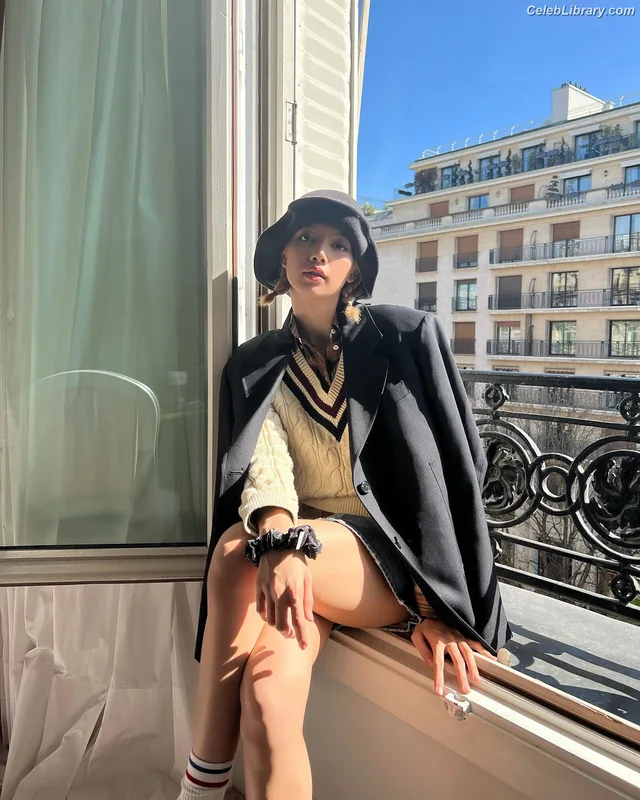 Lisa  BLΛƆKPIИK (Blackpink) photo 23 of 6190