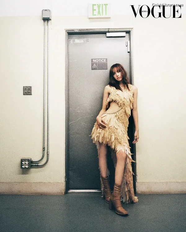 Lisa  BLΛƆKPIИK (Blackpink) photo 2 of 6190