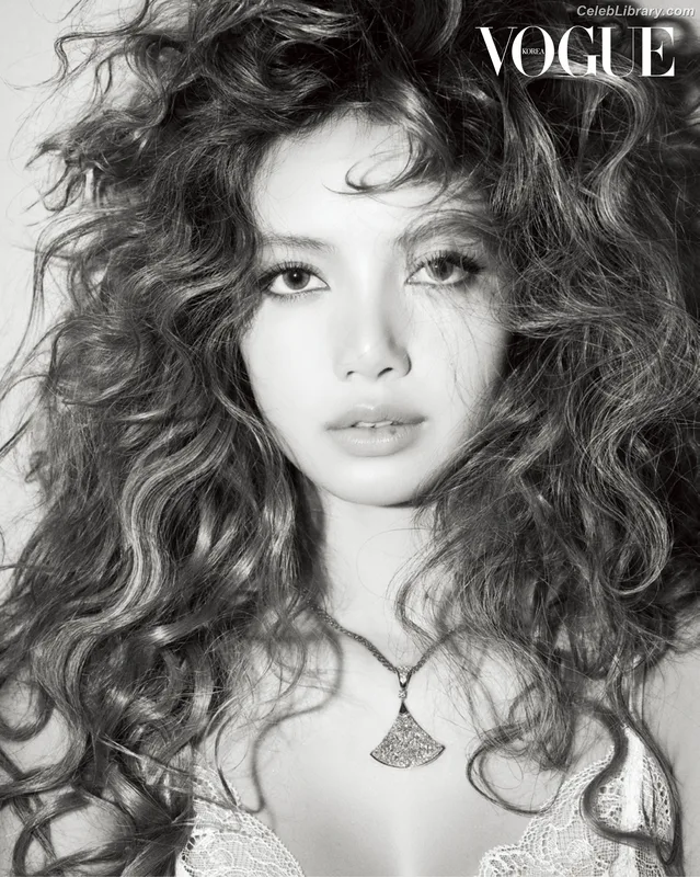 Lisa  BLΛƆKPIИK (Blackpink) photo 19 of 6190