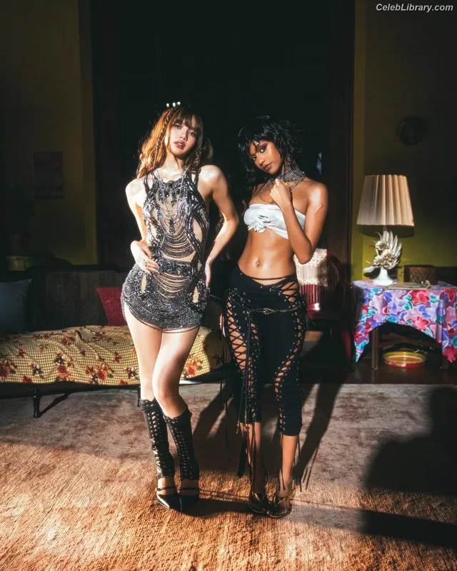 Lisa  BLΛƆKPIИK (Blackpink) photo 17 of 6190
