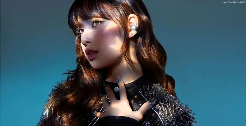 Lisa  BLΛƆKPIИK (Blackpink) photo 7 of 6190