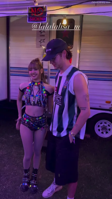 Lisa  BLΛƆKPIИK (Blackpink) photo 21 of 6190