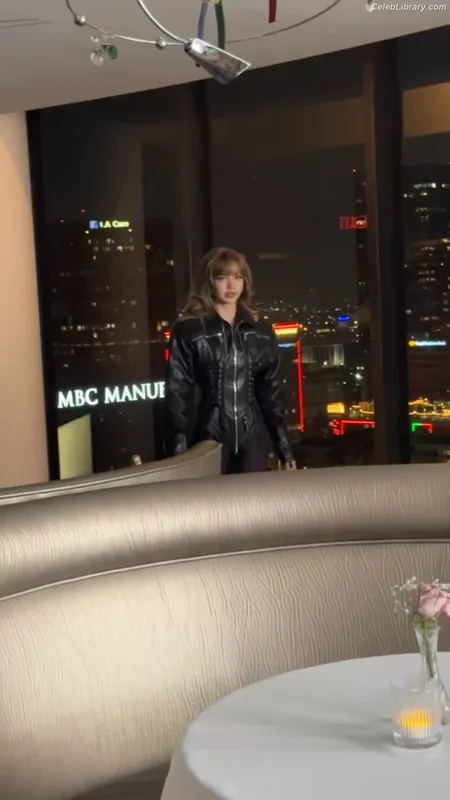 Lisa  BLΛƆKPIИK (Blackpink) photo 22 of 6190