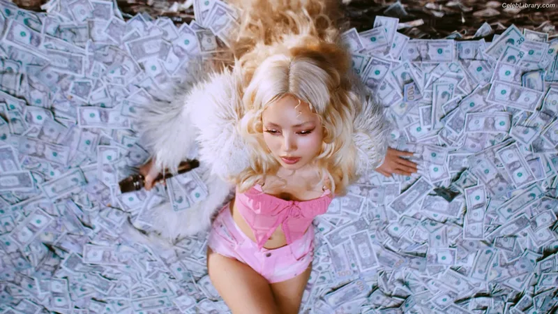 Lisa  BLΛƆKPIИK (Blackpink) photo 4 of 6190