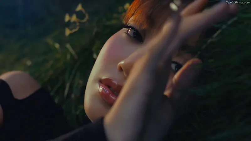Lisa  BLΛƆKPIИK (Blackpink) photo 15 of 6190