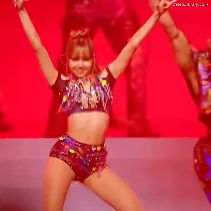 Lisa  BLΛƆKPIИK (Blackpink) photo 19 of 6190
