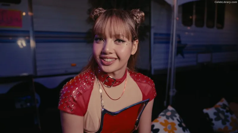 Lisa  BLΛƆKPIИK (Blackpink) photo 16 of 6190