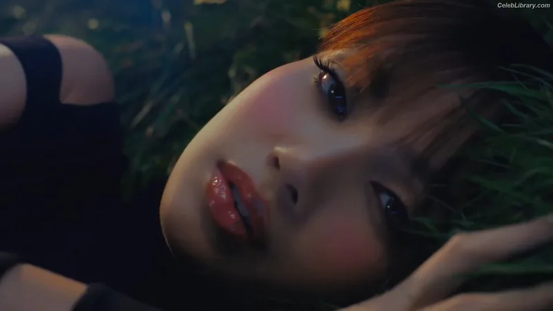 Lisa  BLΛƆKPIИK (Blackpink) photo 20 of 6190