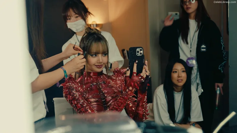 Lisa  BLΛƆKPIИK (Blackpink) photo 7 of 6190