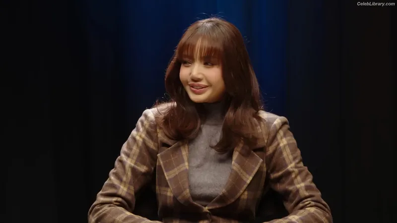 Lisa  BLΛƆKPIИK (Blackpink) photo 1 of 6190