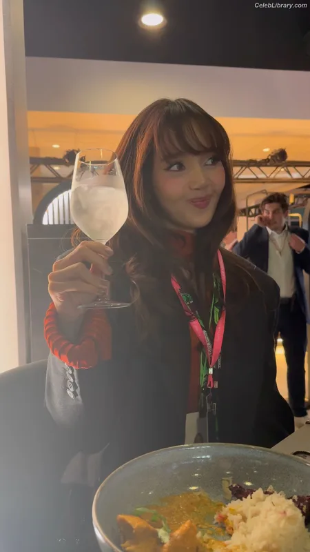 Lisa  BLΛƆKPIИK (Blackpink) photo 4 of 6190