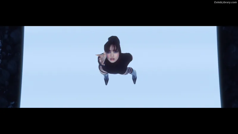 Lisa  BLΛƆKPIИK (Blackpink) photo 21 of 6190