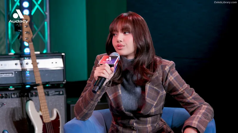 Lisa  BLΛƆKPIИK (Blackpink) photo 17 of 6190