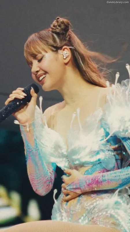 Lisa  BLΛƆKPIИK (Blackpink) photo 22 of 6190